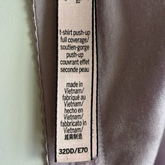 Victoria's Secret 32DD T-Shirt Push--Up, Full Coverage Bra Lavendar Pointelle - Picture 9 of 10